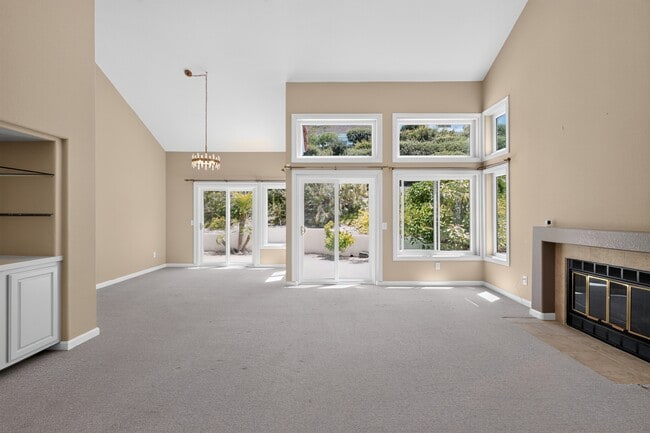 Building Photo - 12137 Putting Green Row