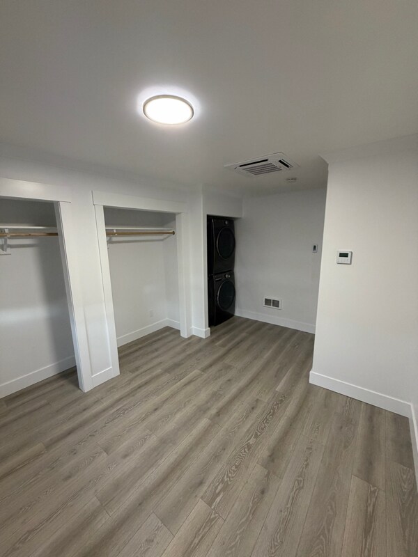 Building Photo - 205 1st Ave