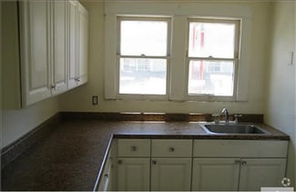 Building Photo - 1100 Lime Ave