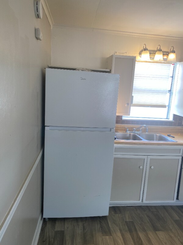 Foto del edificio - 2719 Cameron St