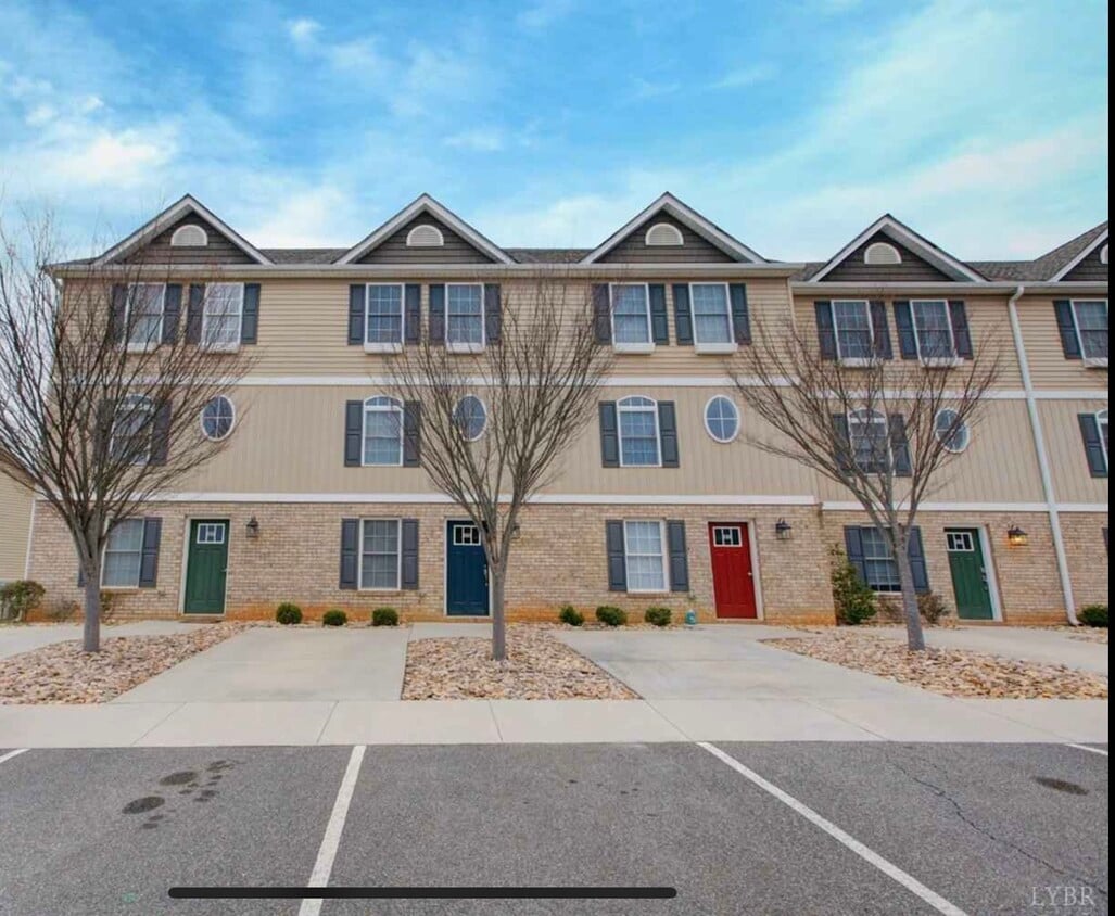 Photo - 35 Gloucester Dr (Lynchburg, VA)