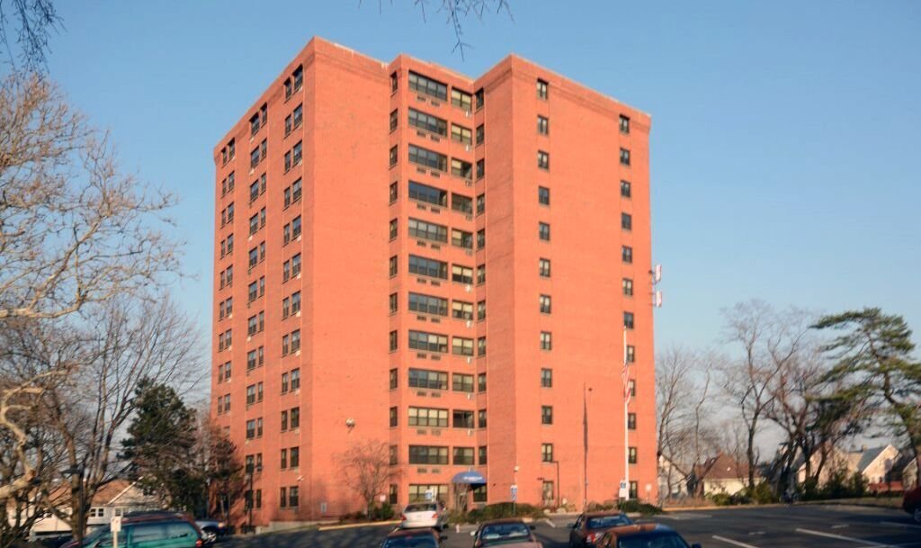 Foto del edificio - 285 Maplewood Ave