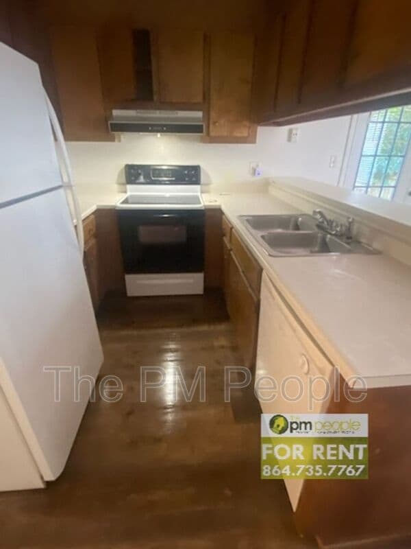 Photo - 06B Pointer Ln House