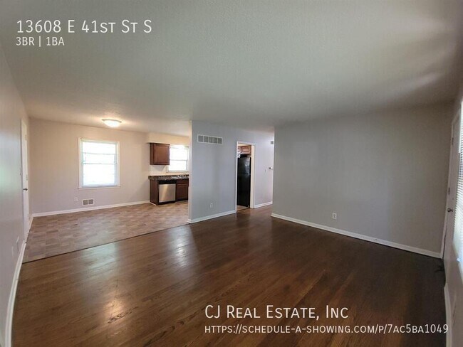 Foto del edificio - 13608 E 41st St S