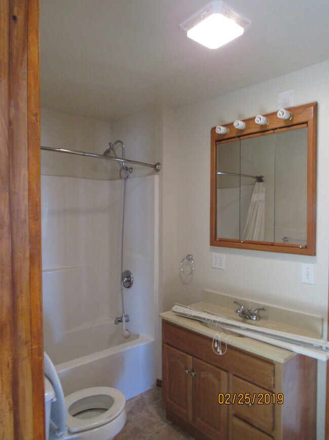 Foto del edificio - Great location!  2br house with detached g...
