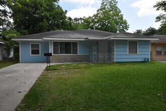 Building Photo - 3619 Penwood Way