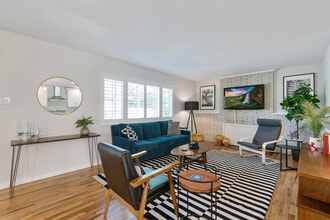 Building Photo - 3296 S Grape St