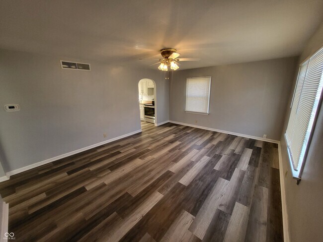 Foto del edificio - 3151 W 18th St