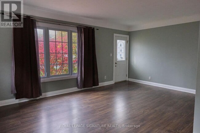 Building Photo - 784 S Pelham Rd