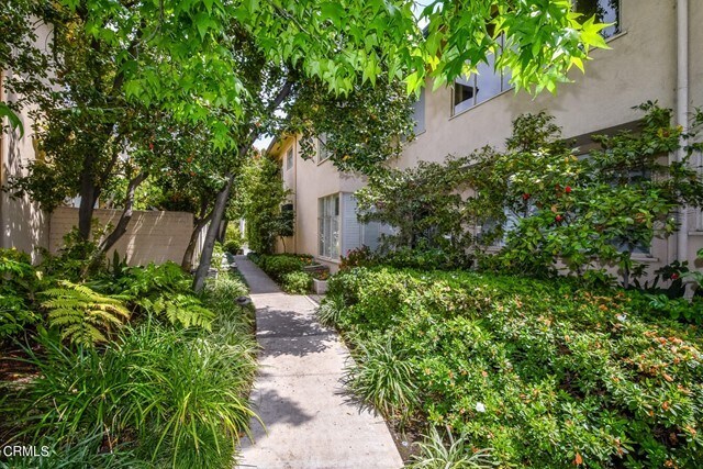 Foto principal - 660 S Orange Grove Blvd