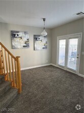 Building Photo - 10573 Petricola St