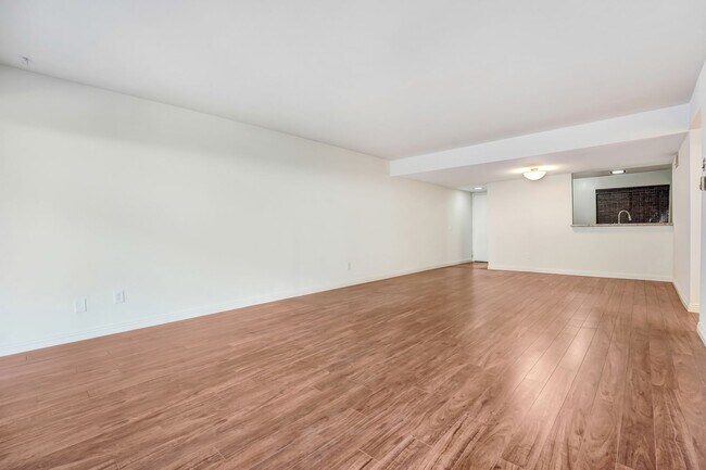 Foto del edificio - Parkwood Condo for Lease in Pasadena