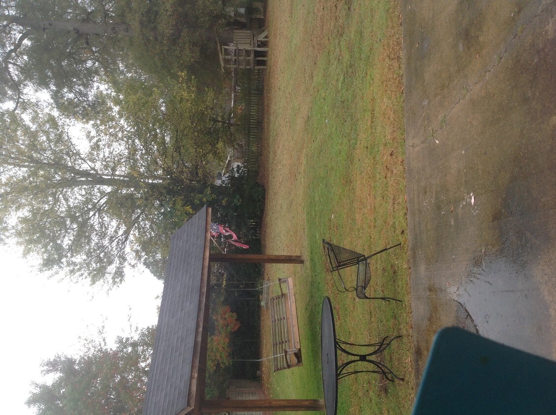 940 E Main St, West Point, MS 39773 House for Rent in West Point, MS
