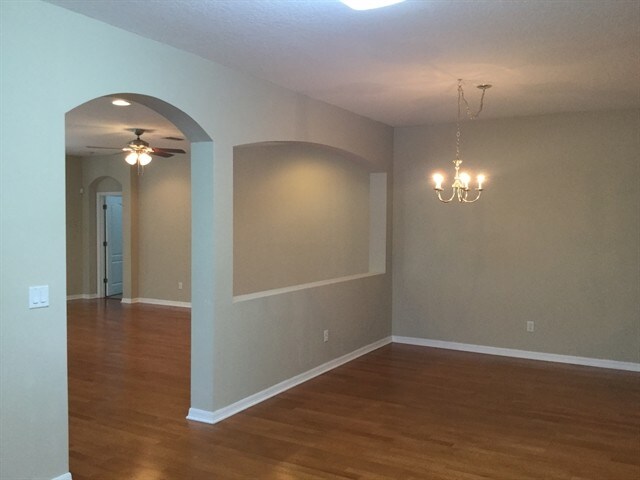 Foto del edificio - 7729 Grasmere Drive