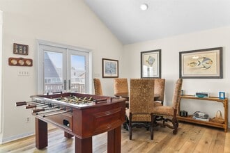 Building Photo - 22101 Guadalupe Dr