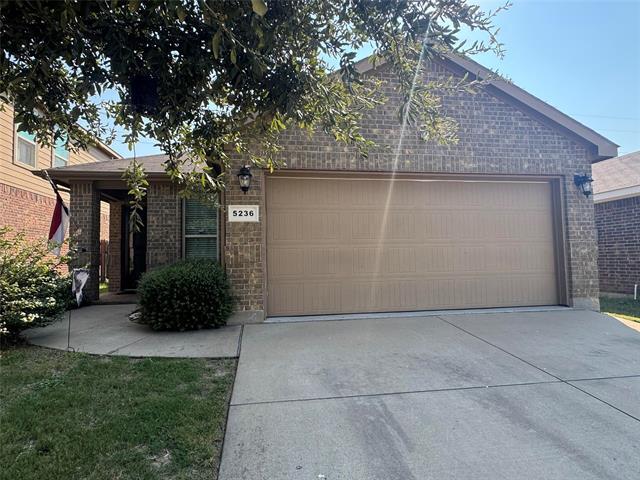 Foto principal - 5236 Austin Ridge Dr