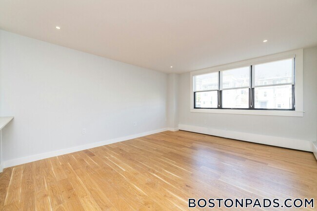 Foto del edificio - 1410 Columbia Rd