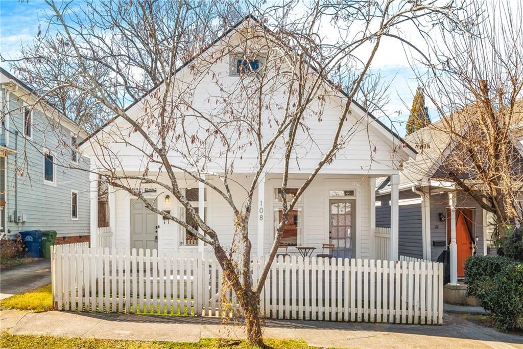 Primary Photo - 108 Bradley St NE