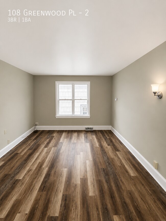 Foto del edificio - 108 Greenwood Pl
