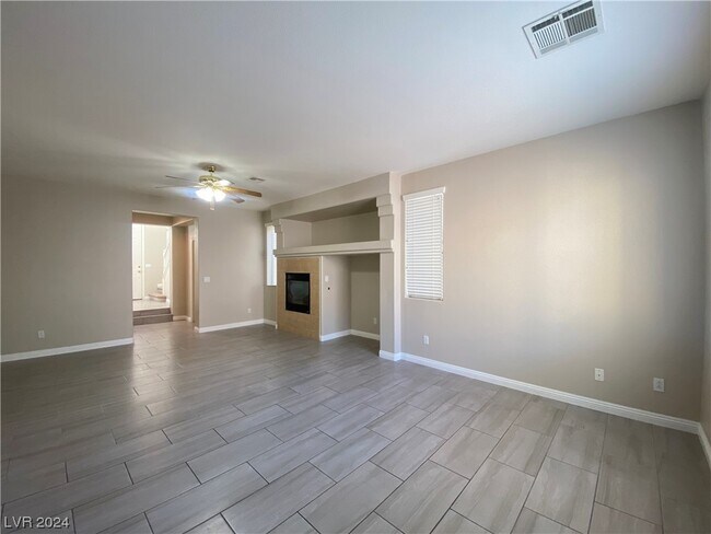 Foto del edificio - 5101 Ivy Creek Ct