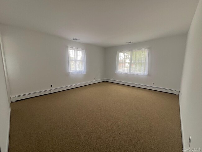 Building Photo - 1235 Youngs Ave