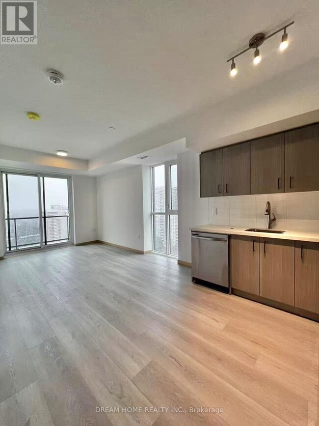 Building Photo - 3429 Sheppard Ave E