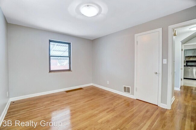 Foto del edificio - 3 br, 2 bath House - 4286 MARLIN AVE.