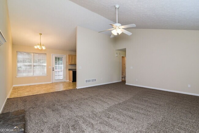 Foto del edificio - 9670 Crestview Terrace