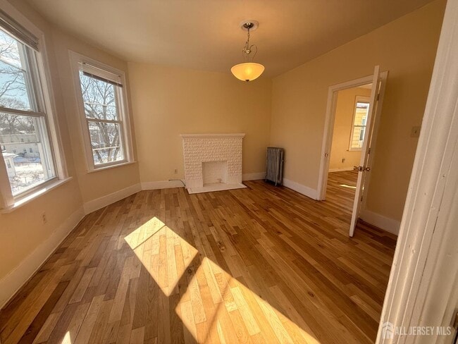 Building Photo - 67 Girard Ave