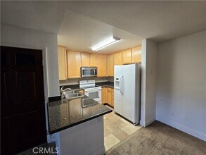 Building Photo - 2275 Del Mar Way