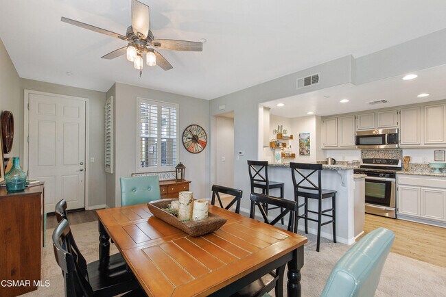 Foto del edificio - 208 Riverdale Ct