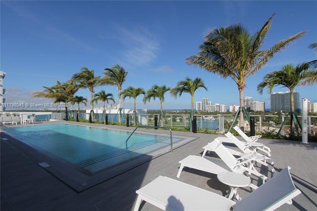 Foto del edificio - 10201 E Bay Harbor Dr