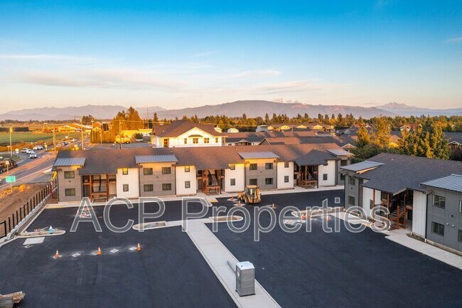 Foto del edificio - 669 E Badger Rd