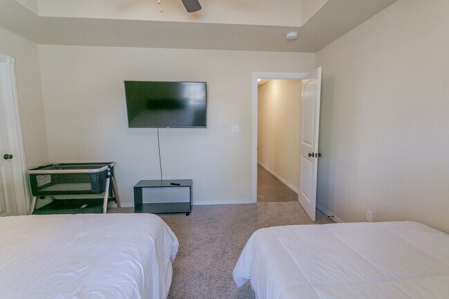 Dormitorio 2 - 2503 SW C Ave