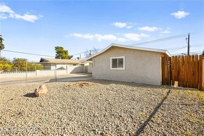 Building Photo - 1516 Saylor Way