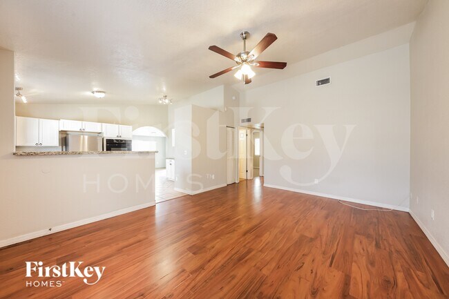 Building Photo - 4745 W Morrow Dr