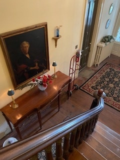Entry area - 1901 E Market St