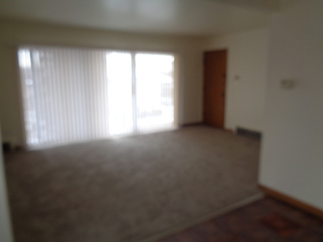 8651 S 82nd Ave Hickory Hills, IL 60457 Alquileres en Hickory Hills