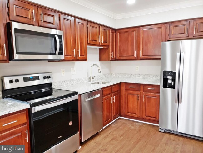 Building Photo - 9382 Tucker Woods Ct