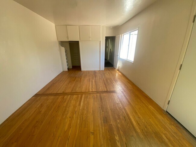 Foto del edificio - Beautiful upgraded home near Cal Poly and Foothill Blvd!