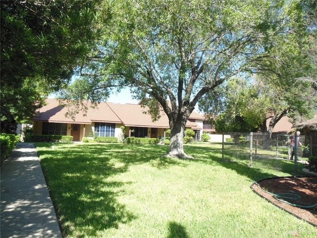 Foto del edificio - 20 W Dallas Ave