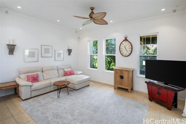 Building Photo - 92-1224-1224 Olani St