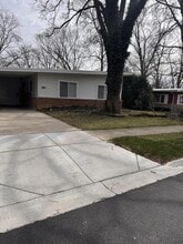 Building Photo - 445 Tomahawk St