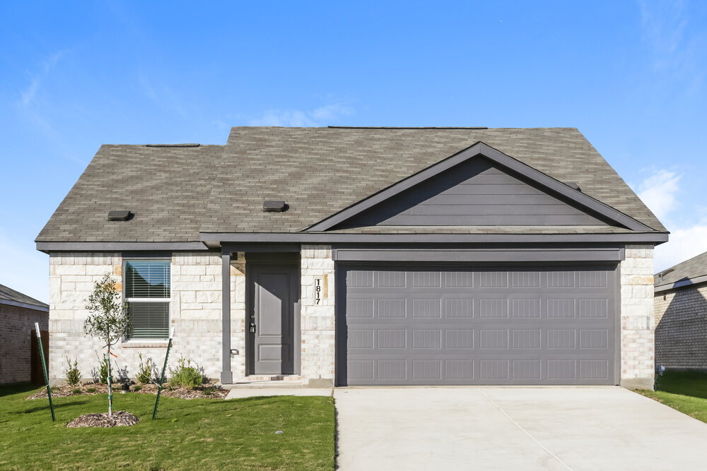 Primary Photo - 1817 Javelina St