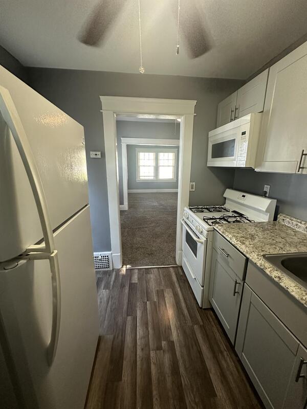 Building Photo - 1271 Clifton Prado - Downstairs