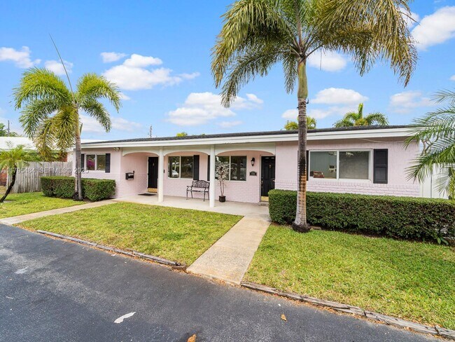 Foto del edificio - 1761 NE 52nd St