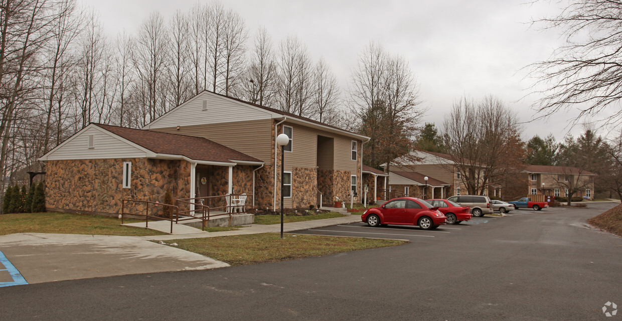 Primary Photo - Fayette Hills Apartments