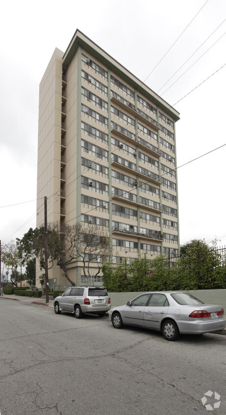 Building Photo - Pilgrim Tower