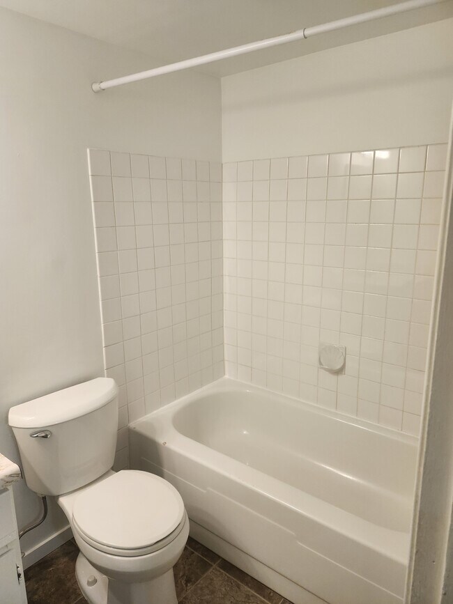 Photo du bâtiment - 3607 118 Ave NW