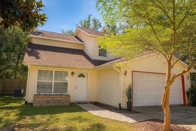 Foto del edificio - 70 Cypress Ln